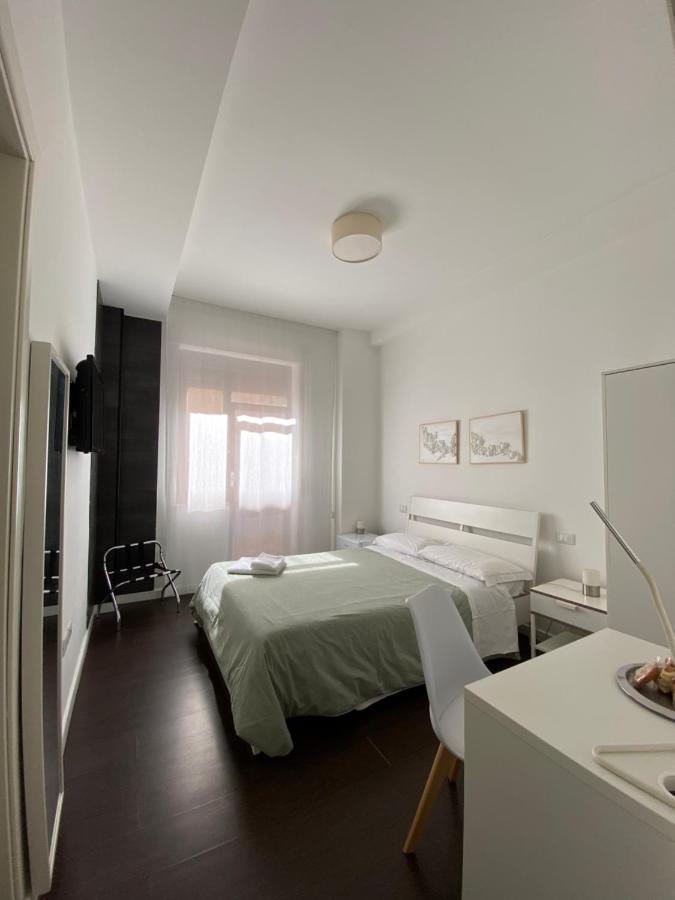 Domus Corso Umberto 18 B&B ペスカーラ エクステリア 写真
