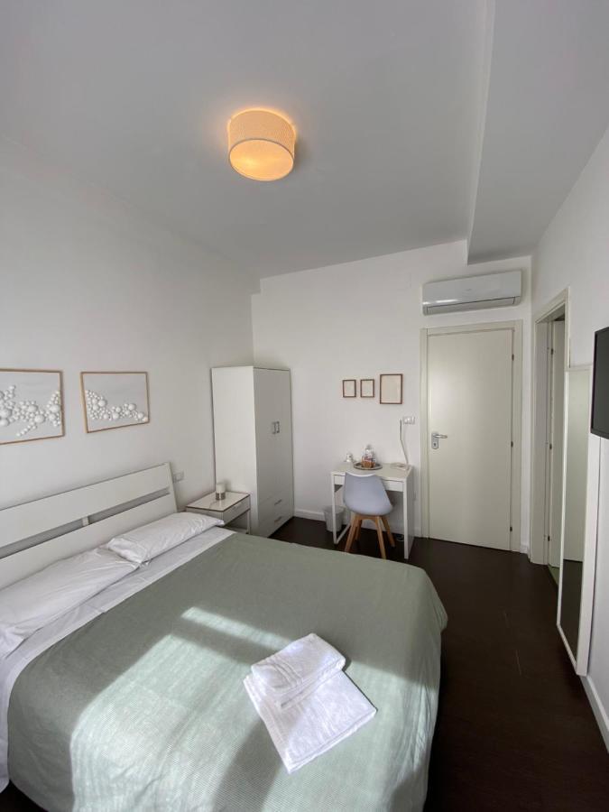 Domus Corso Umberto 18 B&B ペスカーラ エクステリア 写真