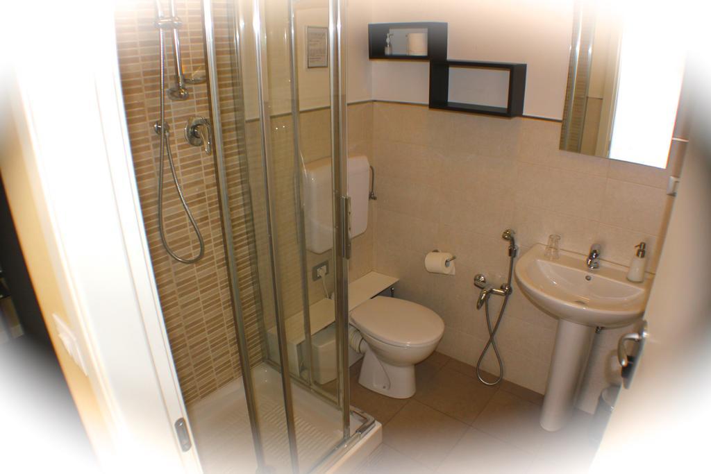 Domus Corso Umberto 18 B&B ペスカーラ 部屋 写真